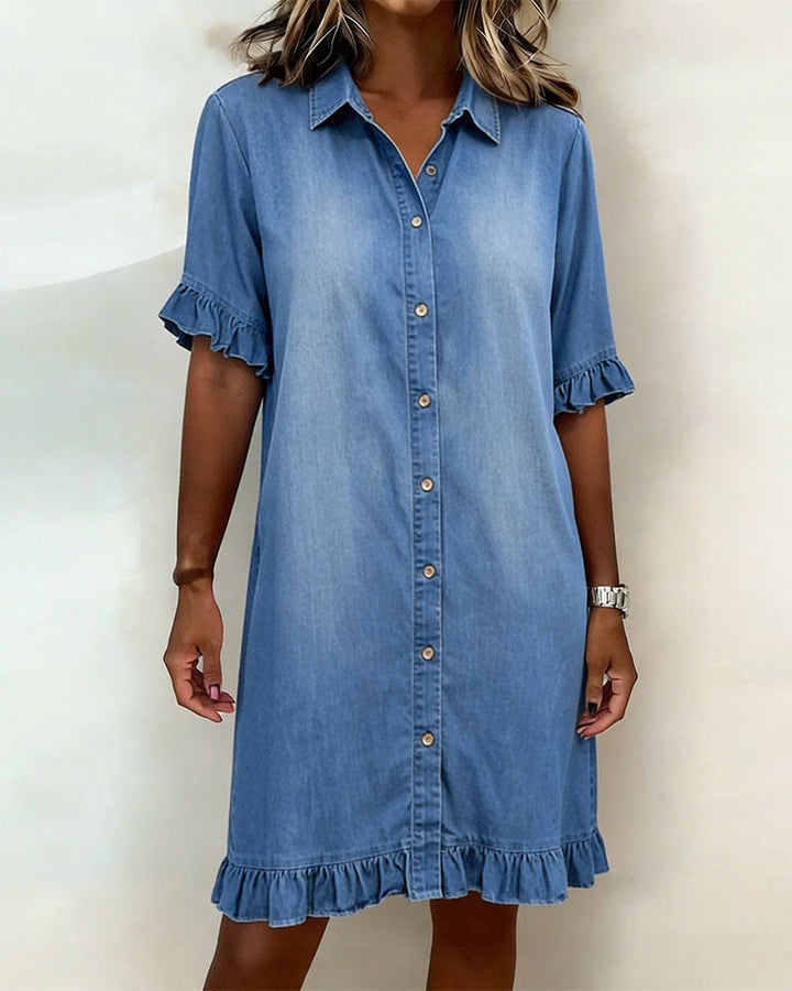 Robe en jean confortable avec fronces flatteuses