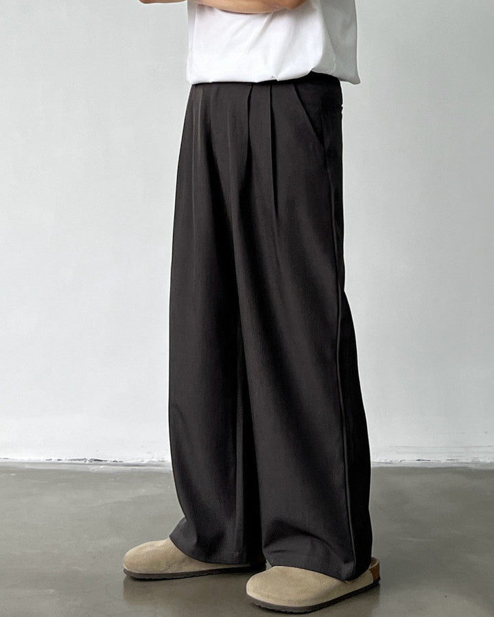 Men's Wide-Leg Double Pleated Trousers