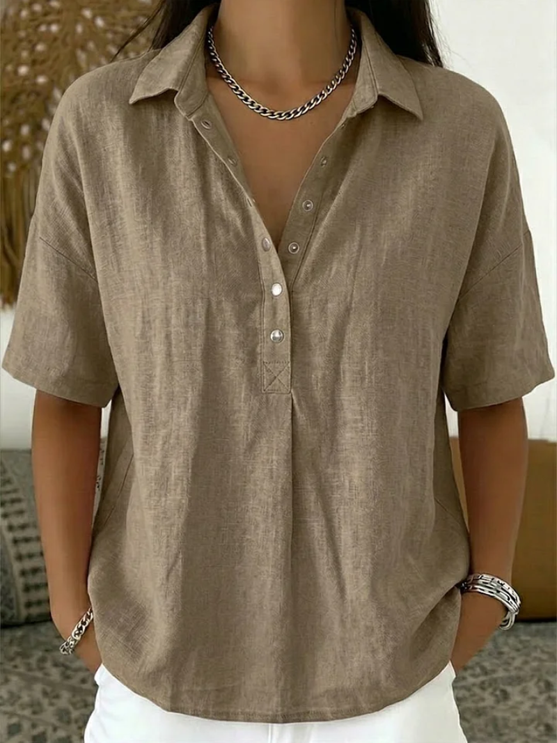 Blouse avec col et détail boutonné