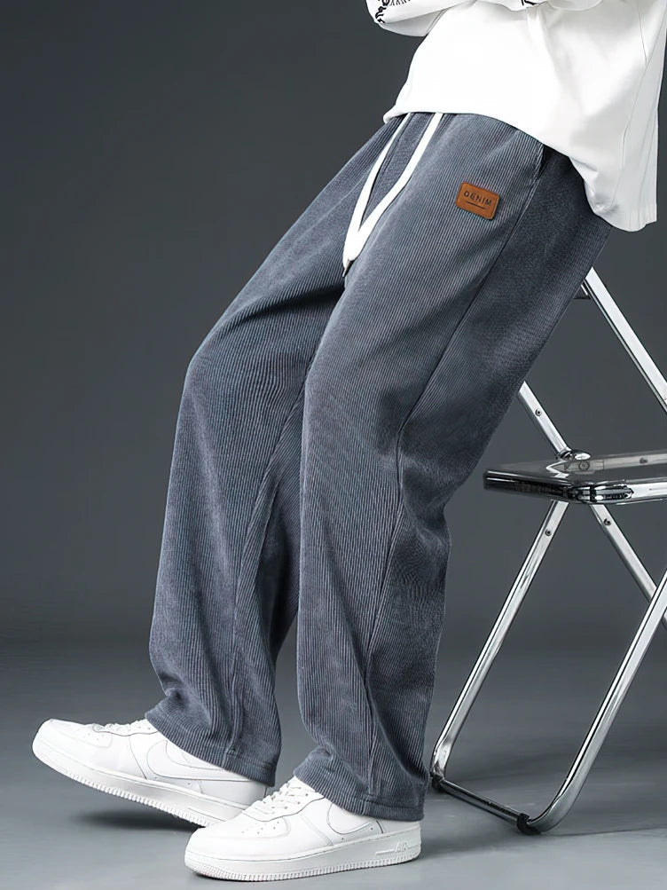 Velours Côtelé Echelon Coupe Droite