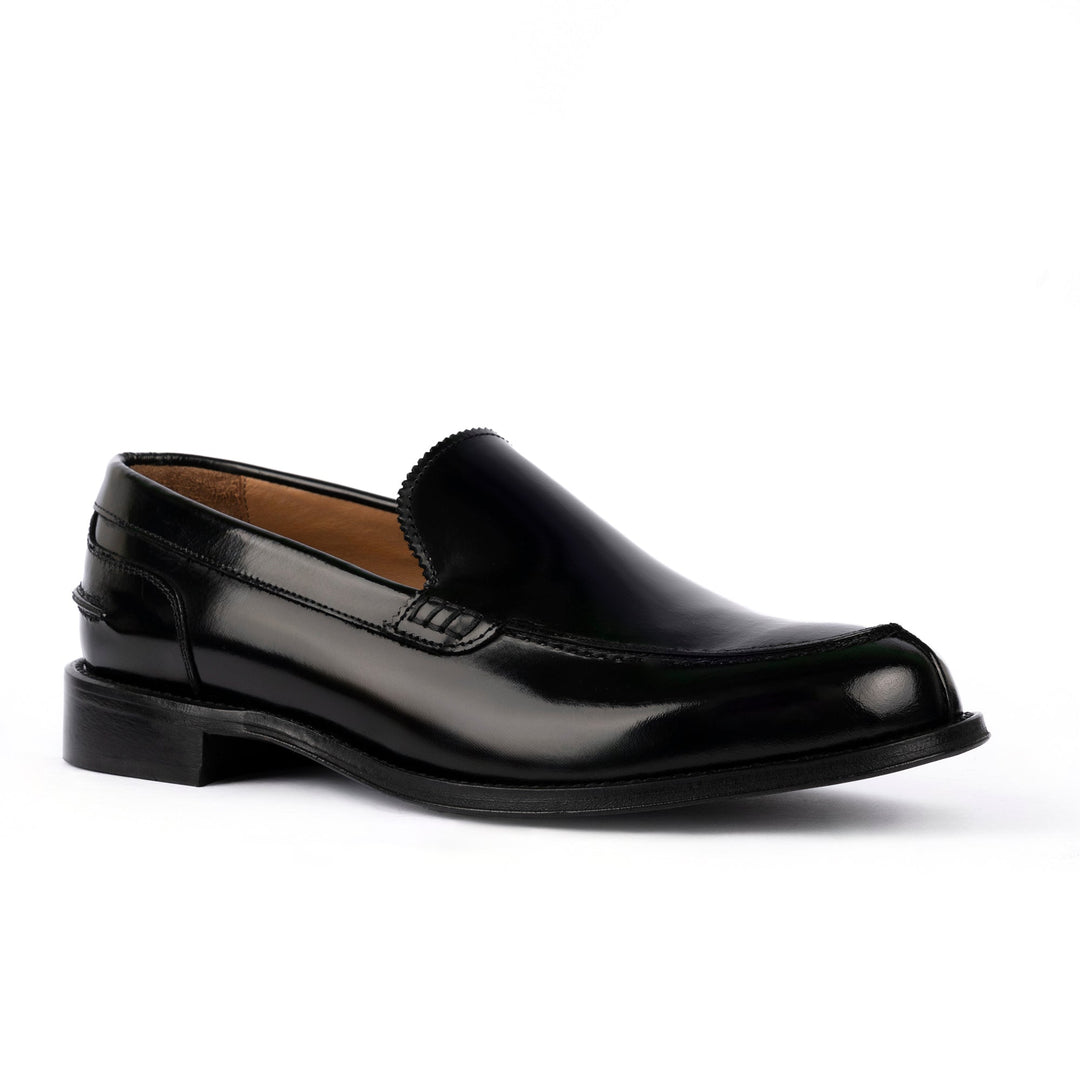 Elegante Mocassino Uomo in Pelle Spazzolata Nera con Suola Antiscivolo 1