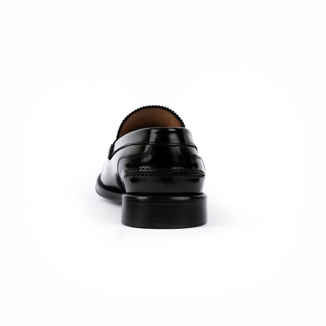 Elegante Mocassino Uomo in Pelle Spazzolata Nera con Suola Antiscivolo 2