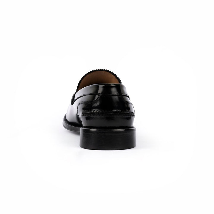 Elegante Mocassino Uomo in Pelle Spazzolata Nera con Suola Antiscivolo 2