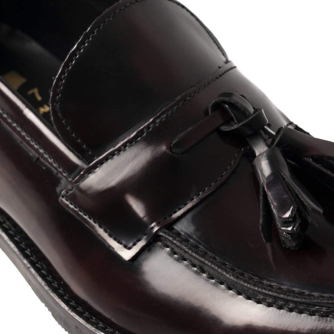 Mocassino Uomo Bordeaux in Pelle Abrasivata con Suola in Cuoio Elegante 2