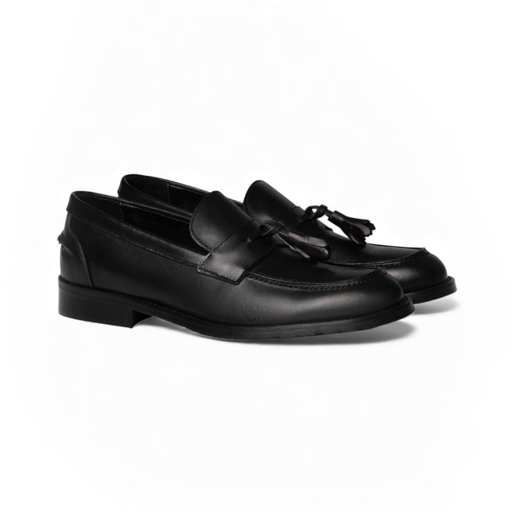 Mocassino Uomo LUCIO in Vitello Nero con Suola in Cuoio Elegante e Versatile 1
