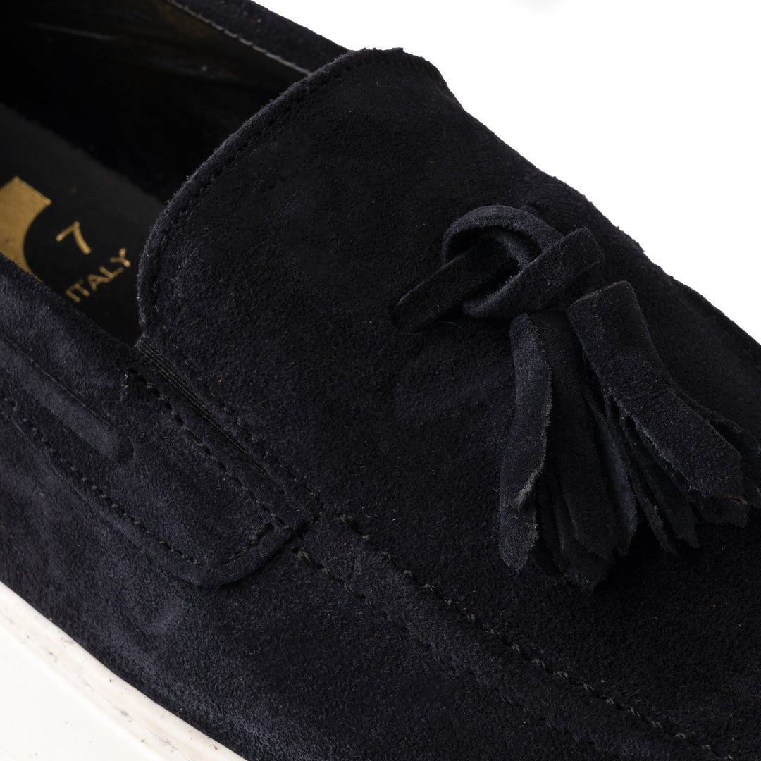 Mocassino Uomo in Camoscio Blu con Suola Bianca Elegante e Confortevole 2