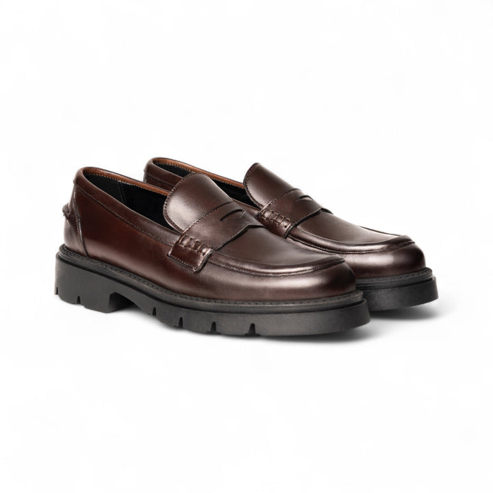 Mocassino Uomo in Vitello Marrone con Suola Leggera e Comfort Classico 1