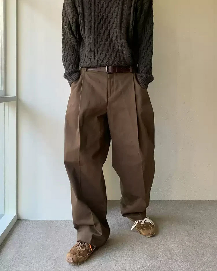 Men's Wide-Leg High-Rise Pleated Trousers